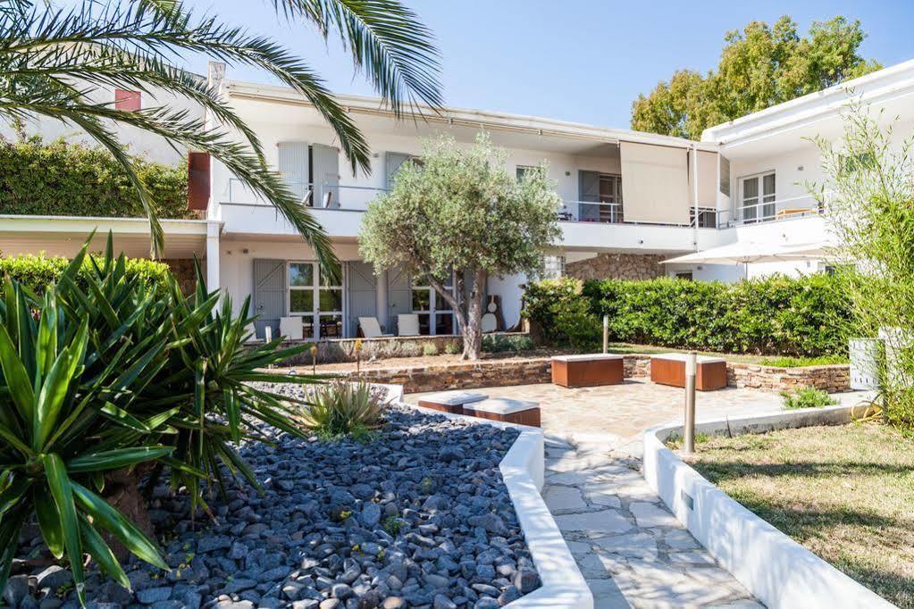 Hotel Residence Hibiscus La Caletta Exterior foto
